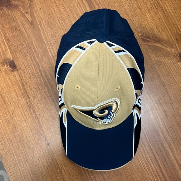 NFL LA Rams, OS - Picture 7 of 13